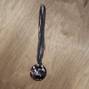 Multicolor Pendant Necklace with Ribbon